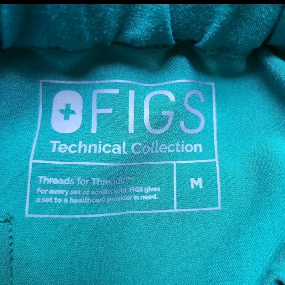 FIGS technical collection mens pisco hunter green basic scrub pants size M NWT